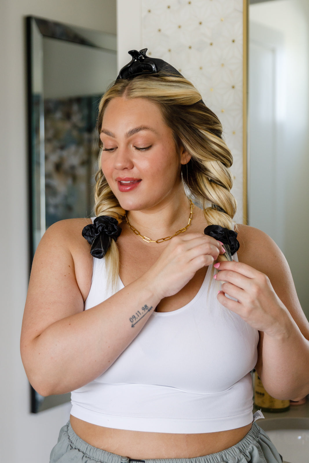 Hazel Blues® | Got Your Back Heatless Curling Set in Black