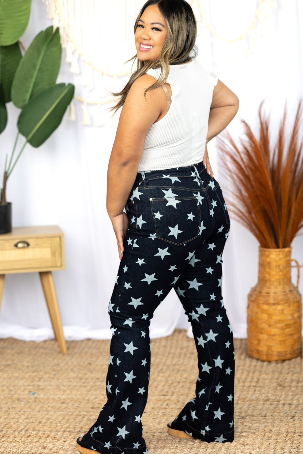 Hazel Blues® | Judy Blue Freedom Stars Flares