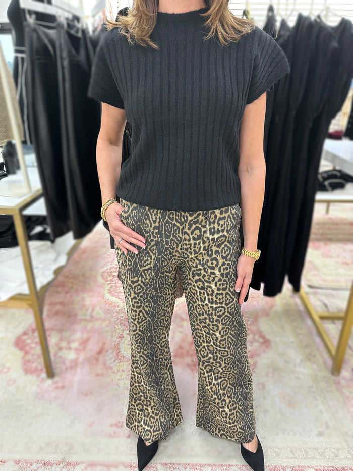 Shiloh Black Sweater Top