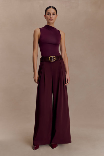 Hadleigh Sleeveless Slinky Top - Burgundy