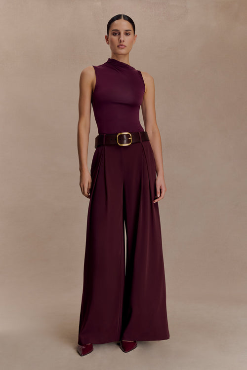 Hadleigh Sleeveless Slinky Top - Burgundy