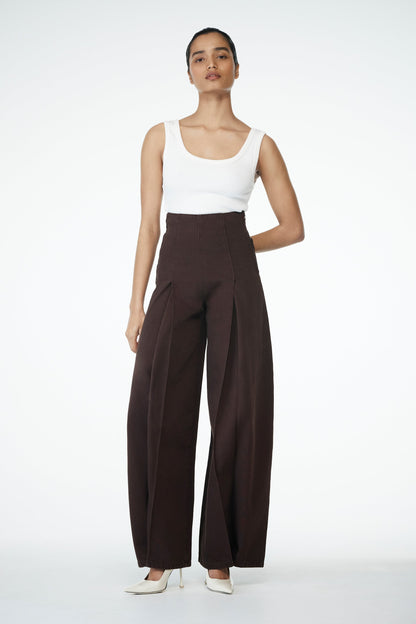 Beatrix High Rise Denim Jeans - Chocolate