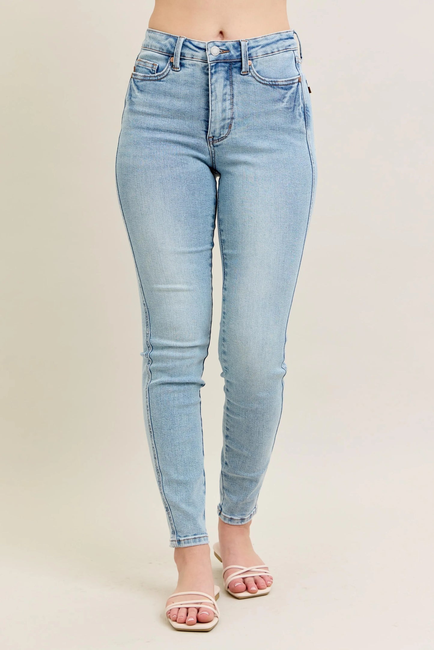 Hazel Blues® | Judy Blue Mr Tummy Control Vintage Wash Skinny Jeans